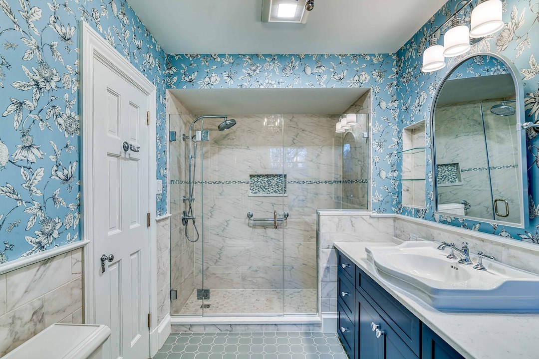 Springdale Home Undergoes Modern Bathroom Remodel in York, PA